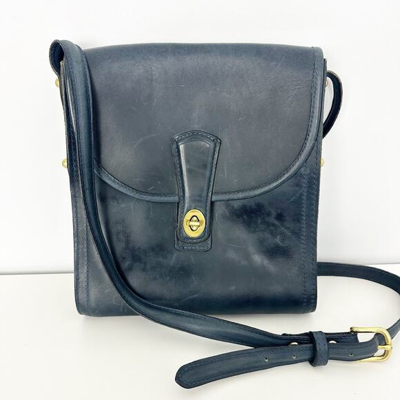 Coronado Leather Blue Leather Flap Messenger Crossbody Bag - Picture 2 of 11